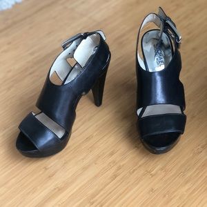 Michael Kors Carla platform sandal